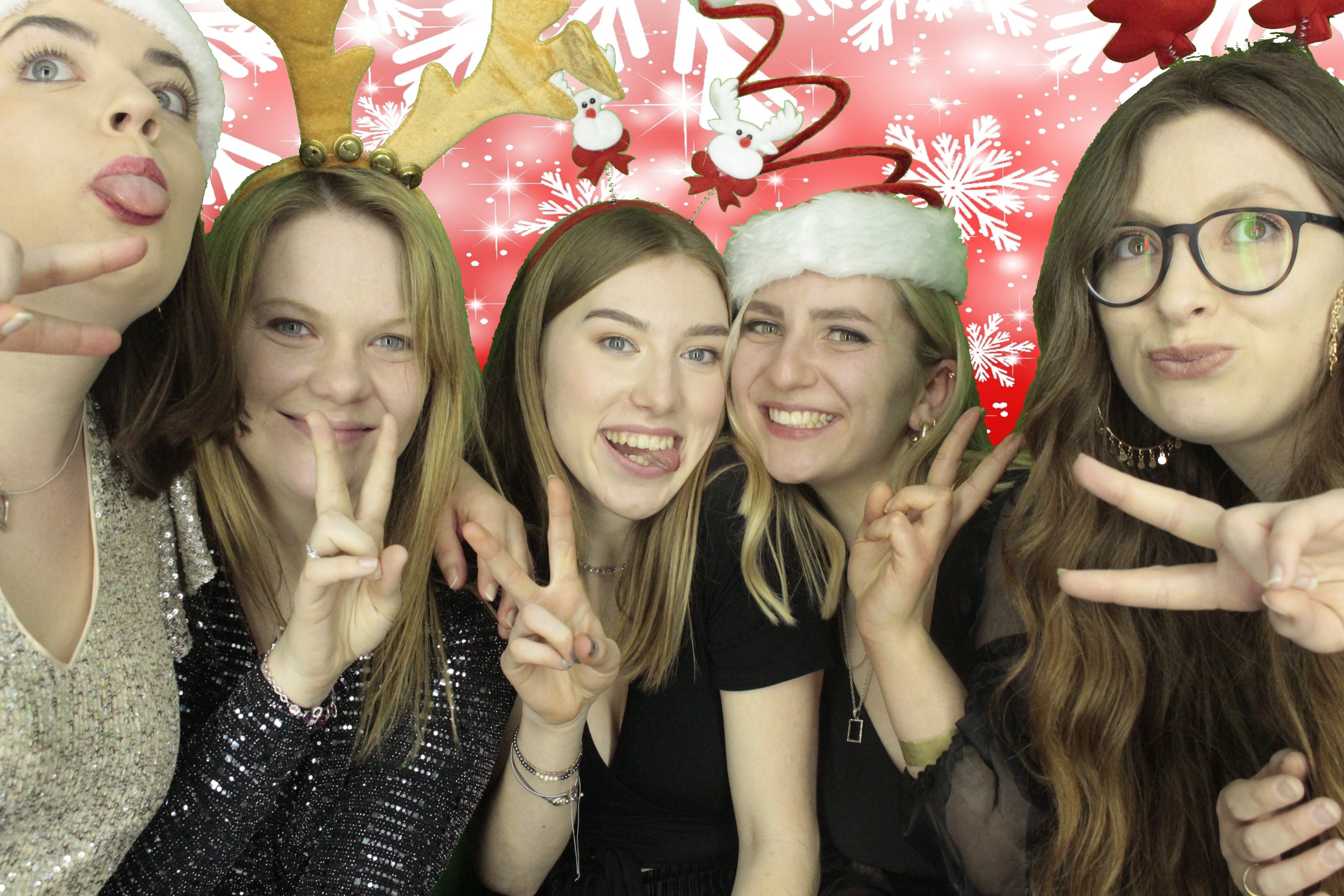 Waitrose Christmas Party 2019 | View more photos from the event at gallery.myphotoboothexperience.co.uk/u/MyPhotoBoothExperienceLtd/Waitrose-Christmas-Party-2019
